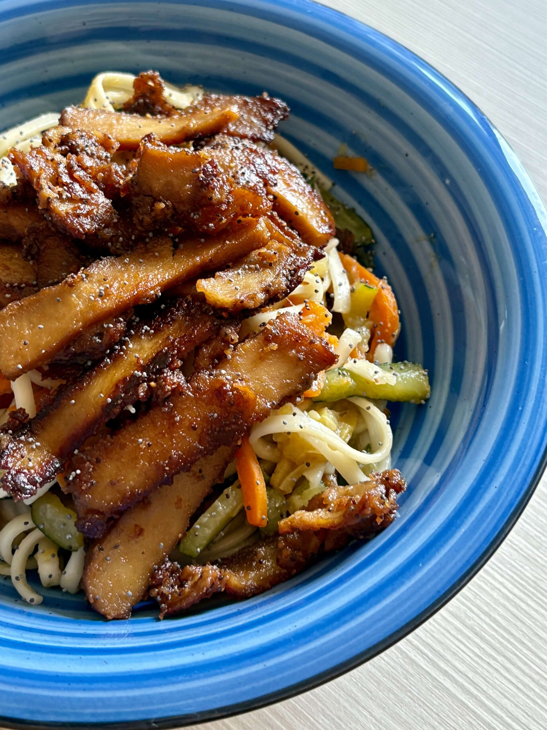 Udon Noodles con Seitan cremoso